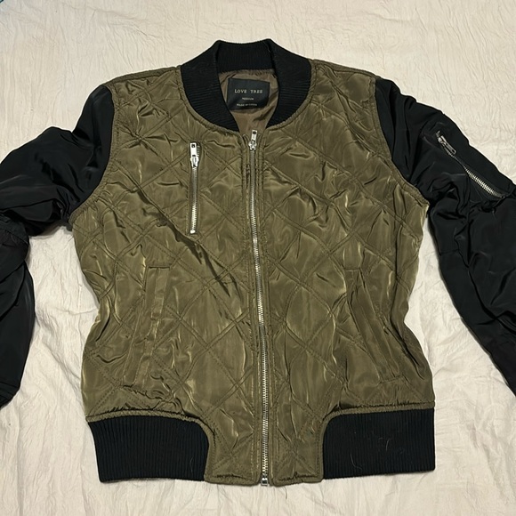 Bomber jacket - Picture 2 of 4